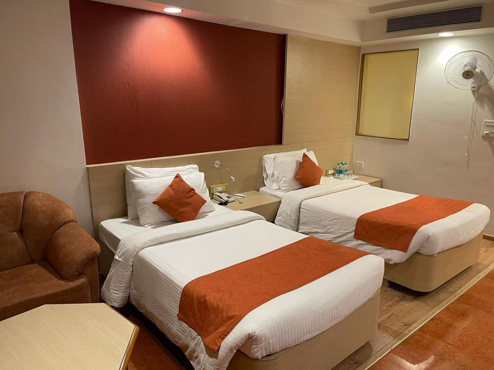 Hotel Amer Green'S Bhopal Exterior foto